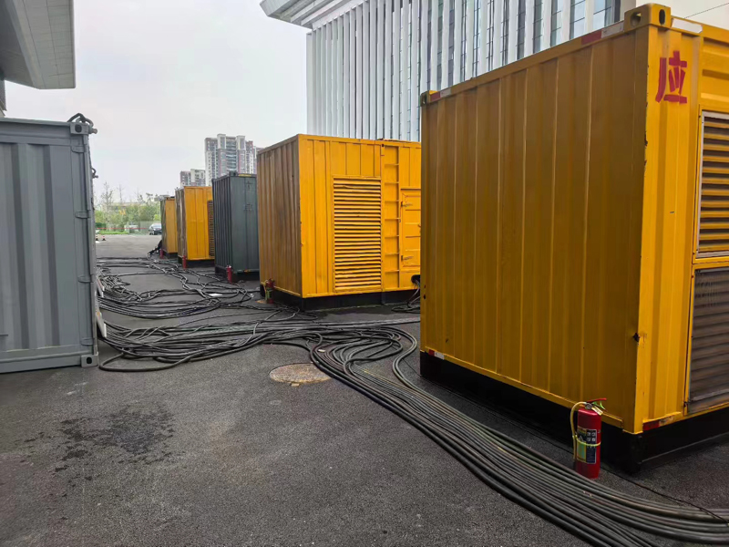 卢氏不同季节柴油发电机组保养有哪些注意事项?