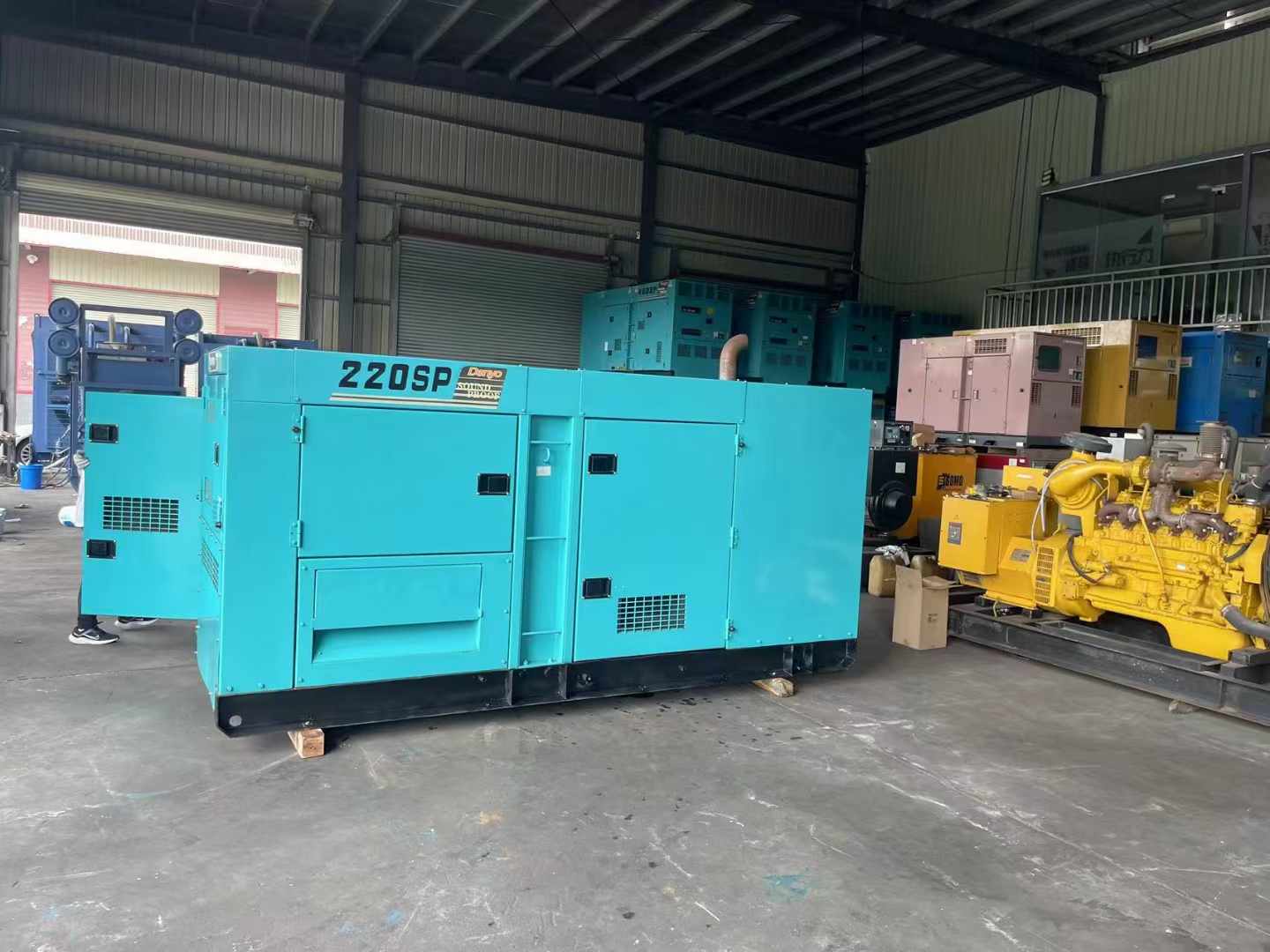 卢氏800kW 柴油发电机的输出电流波动范围是多少？
